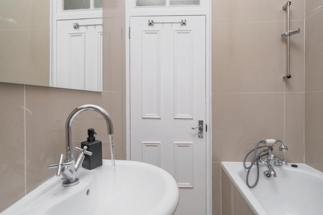 Kensington Nest Serviced Town House ロンドン エクステリア 写真